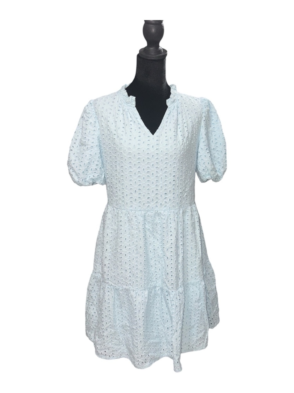 Women’s Light Blue Eyelet Tiered Mini Dress Size Medium Summer Chic